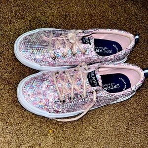 Sperry Pier Wave-kids- Leopard Girl’s Sequin Sneaker Size 2 youth